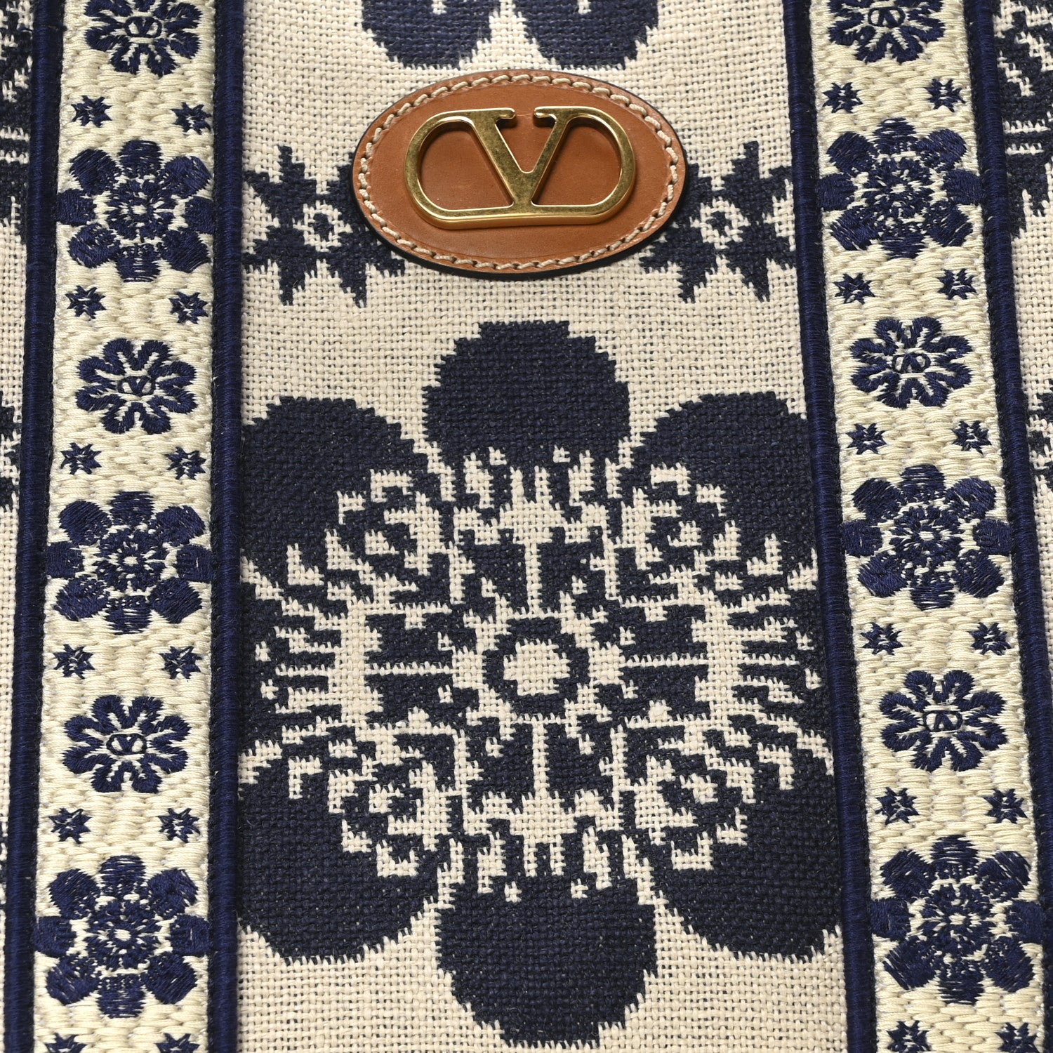 Valentino Garavani Jacquard Canvas Flower Vlogo Large Antibes Tote Ivory Navy Natural 8 of 10