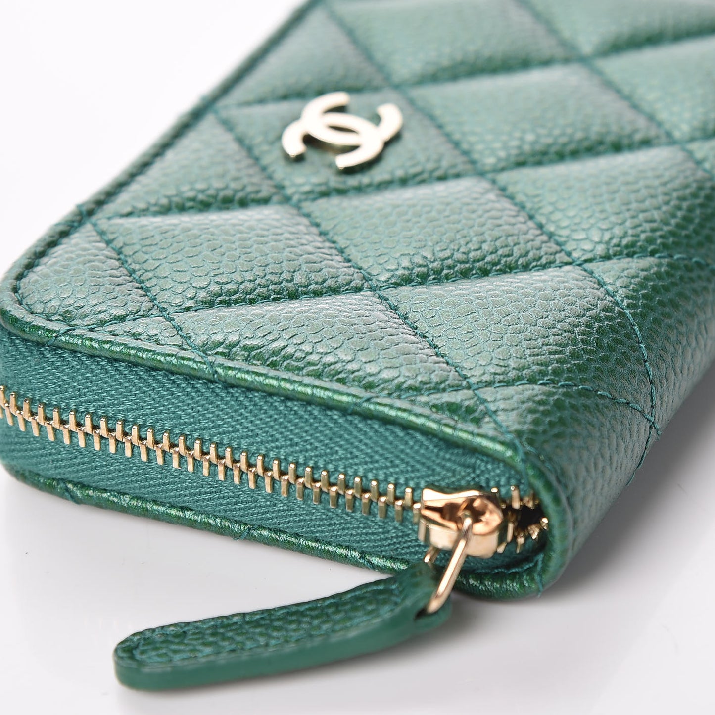 Metallic Caviar Quilted Zip Coin Purse Green