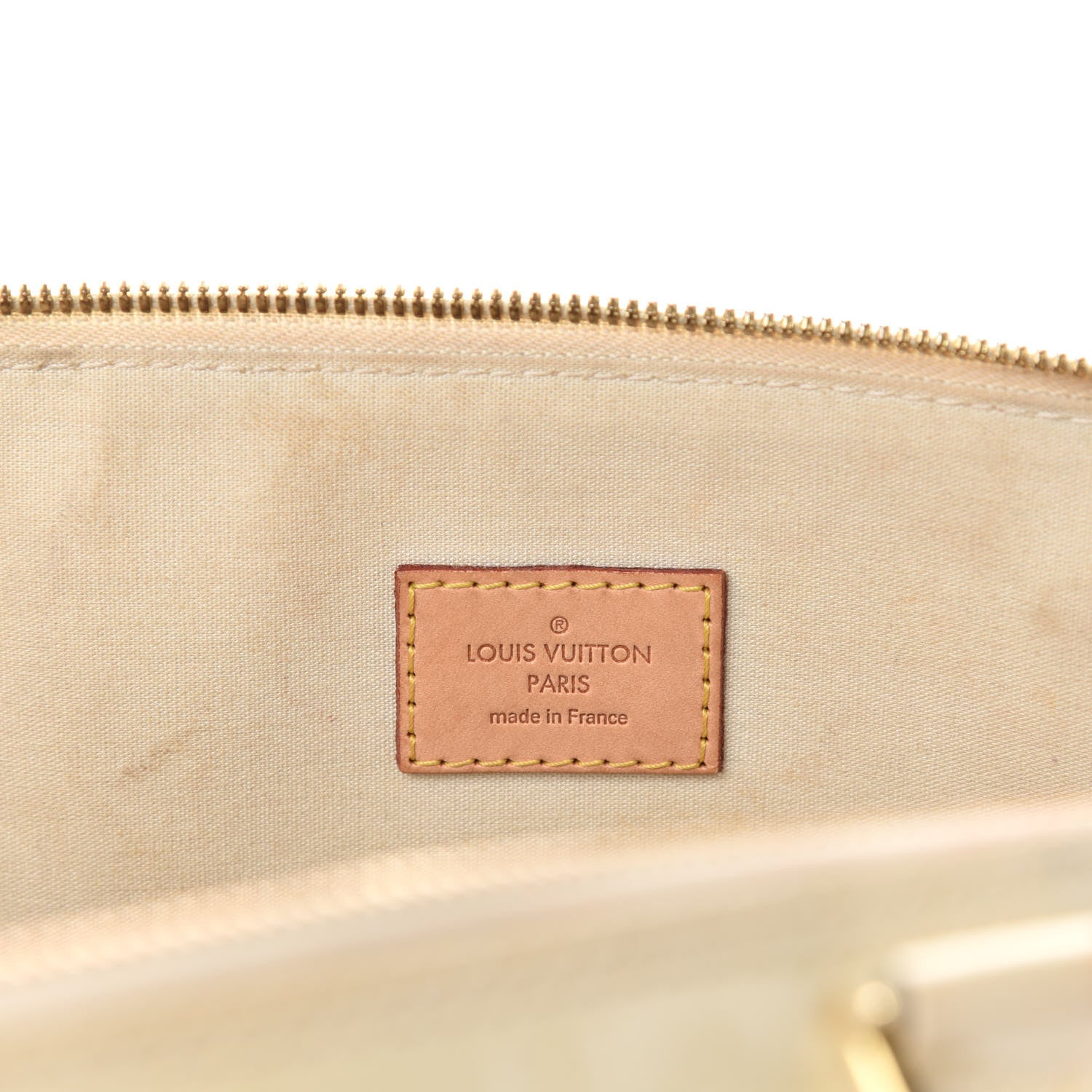 Louis Vuitton Vernis Alma MM Blanc Corail 25 of 27