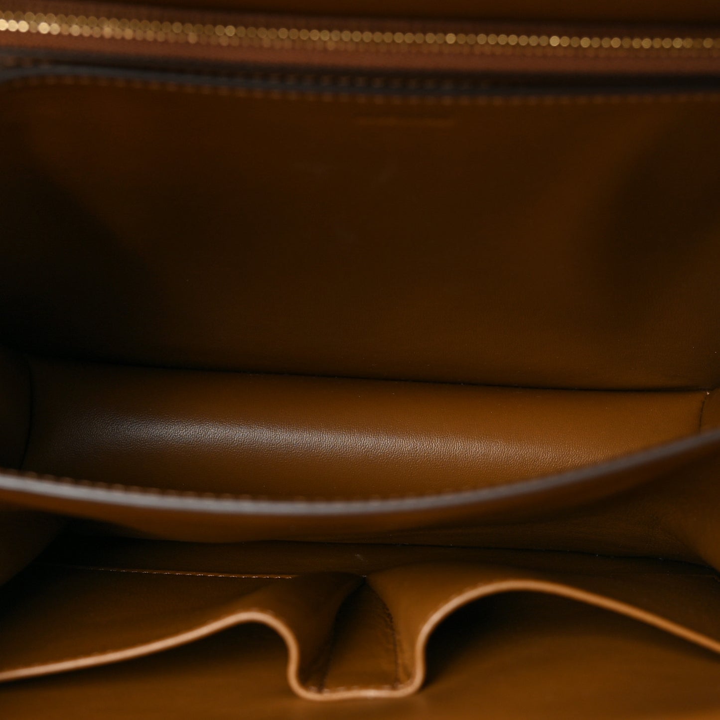 Box Calfskin Medium Classic Box Flap Bag Camel