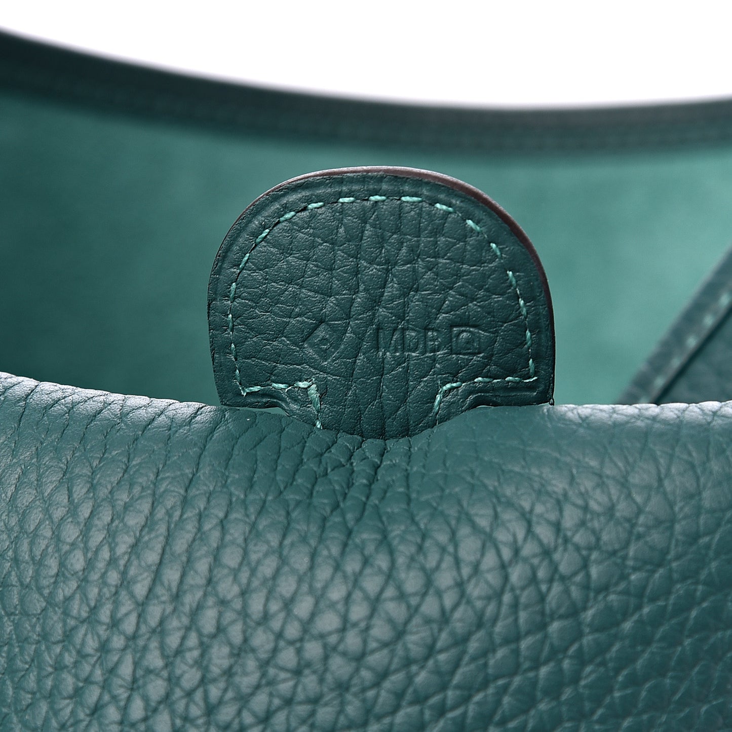 Taurillon Clemence Evelyne III GM Malachite