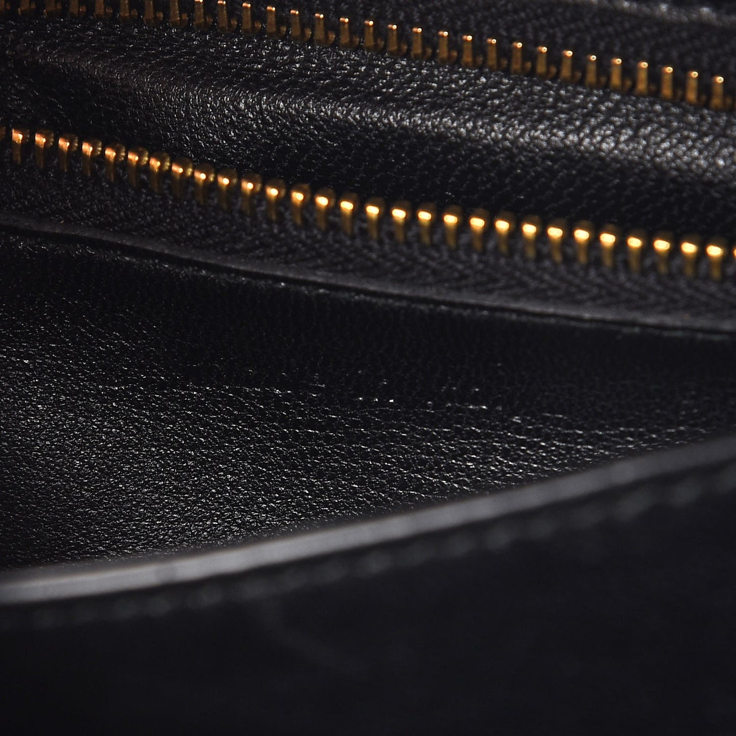 Box Calfskin Small Classic Box Flap Bag Black