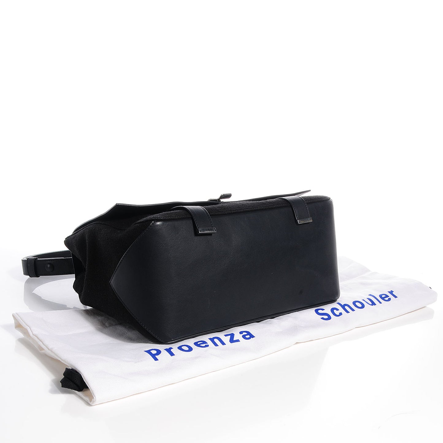 Calfskin Large Courier Black