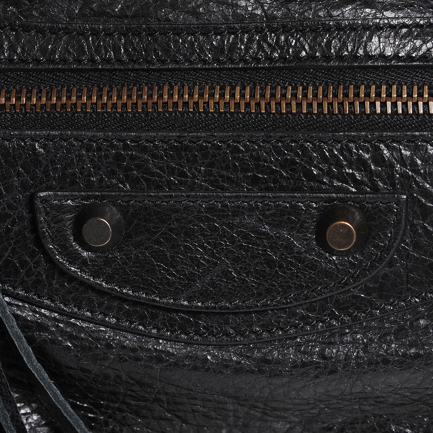 Agneau Classic Hardware Strategy Black