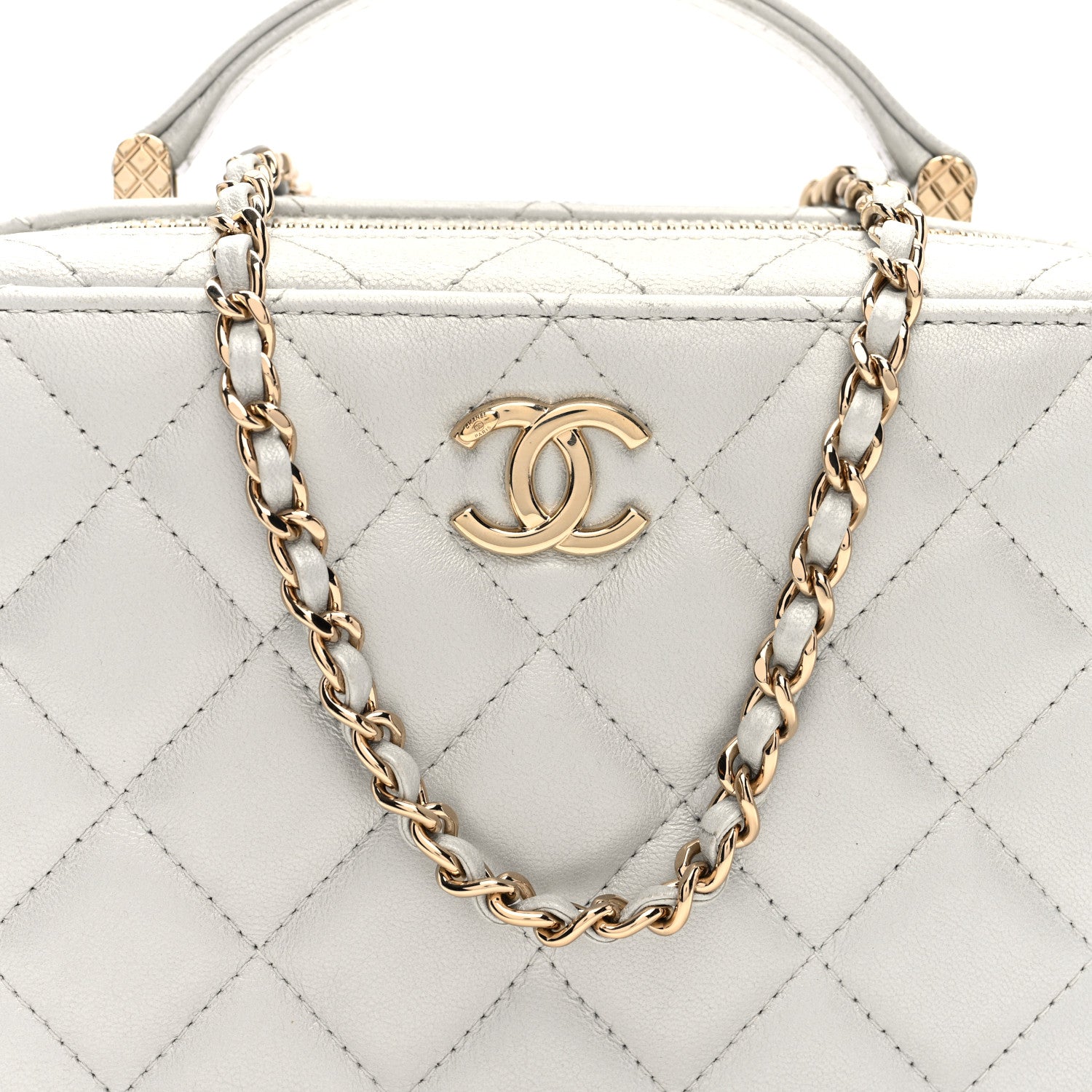 Chanel Metallic Lambskin Quilted Top Handle Vanity Case Silver 9 of 11