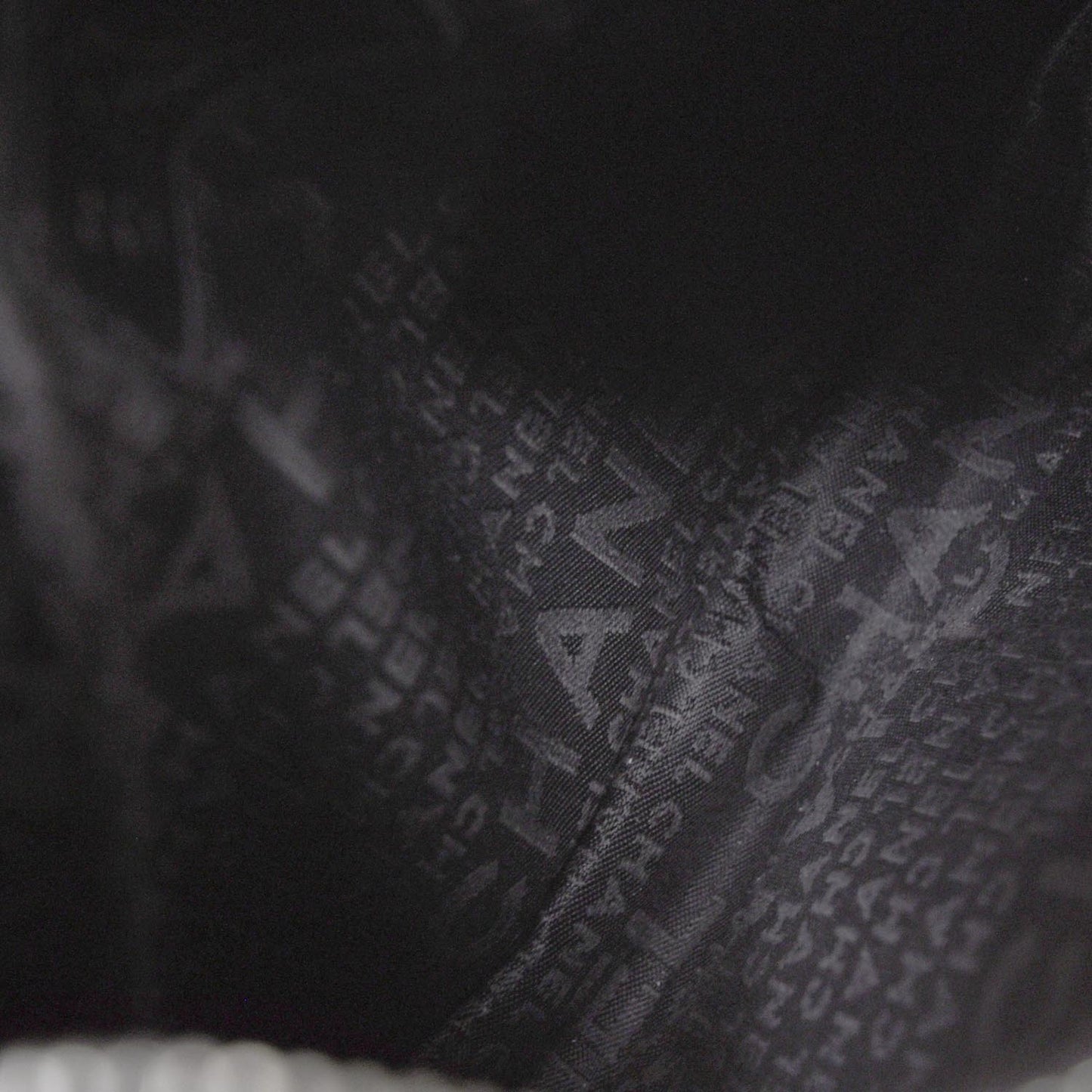 Nylon Quilted Pochette Black