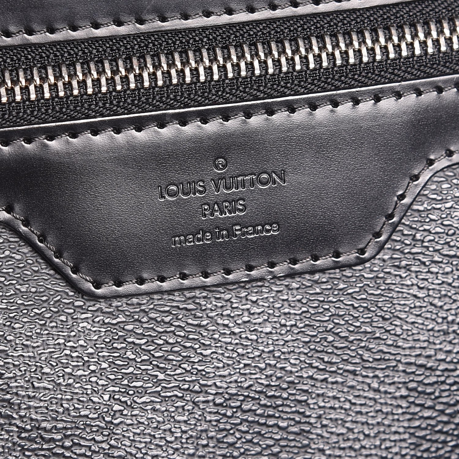 Louis Vuitton Damier Graphite Mick MM 6 of 7