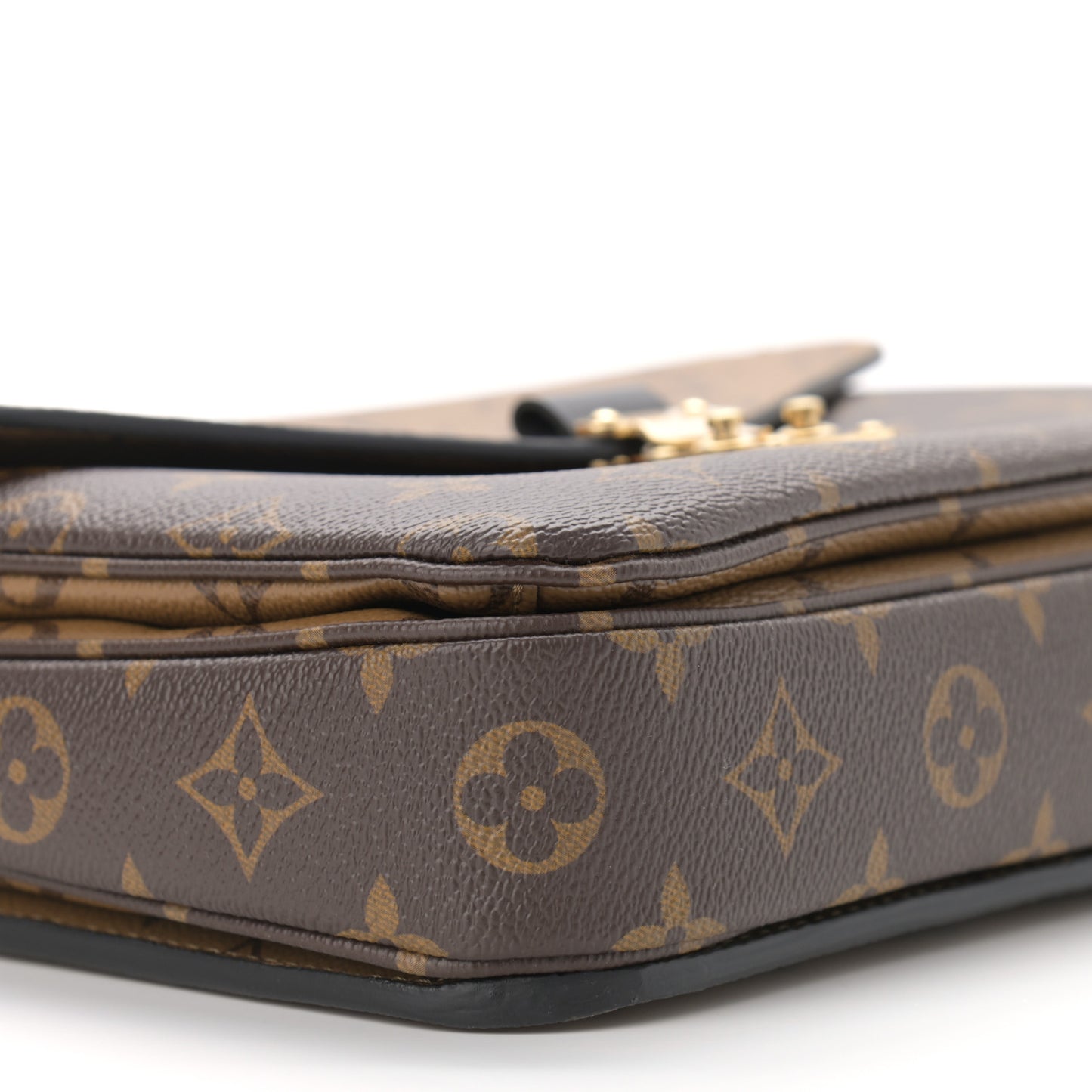 Reverse Monogram Pochette Metis