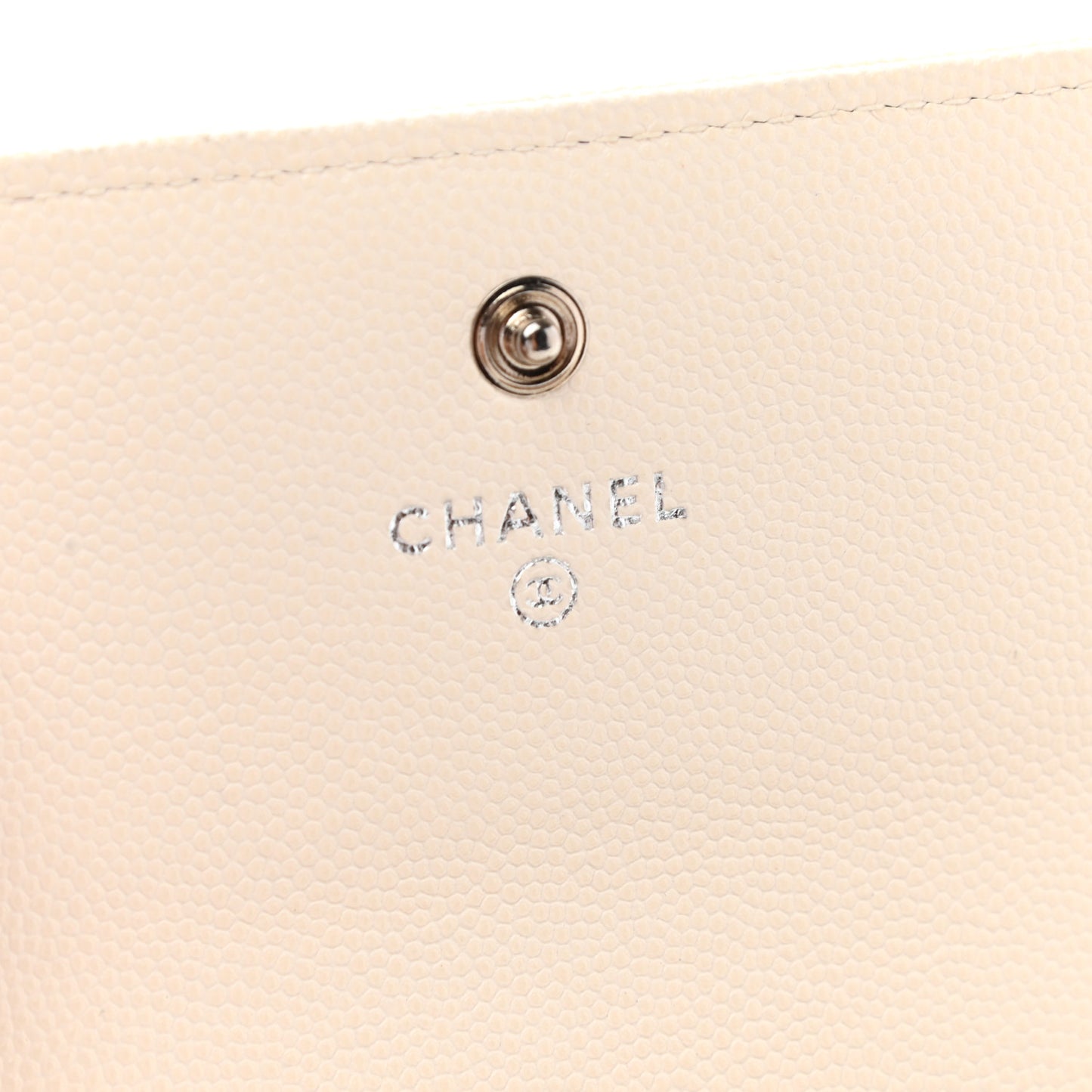 Caviar Quilted Large Boy Gusset Flap Wallet White