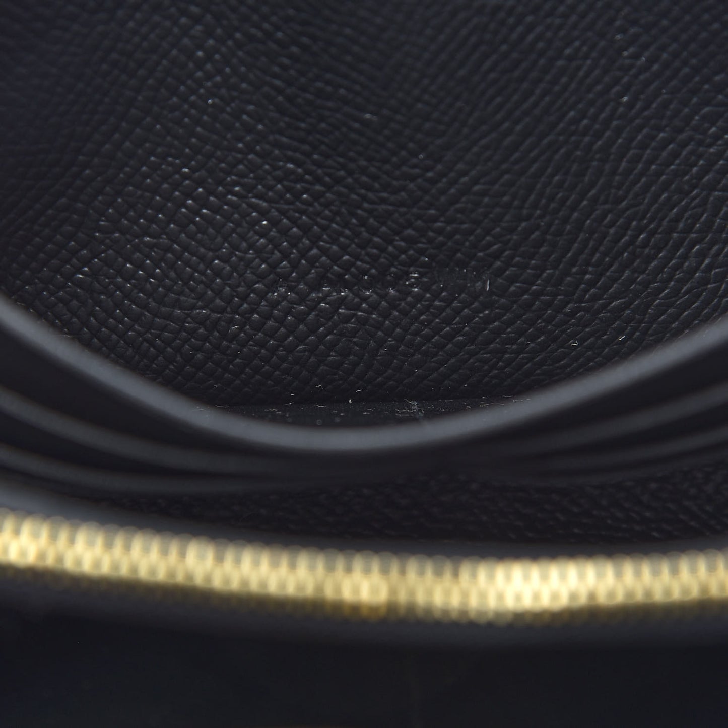 Epsom Kelly Longue Wallet Black