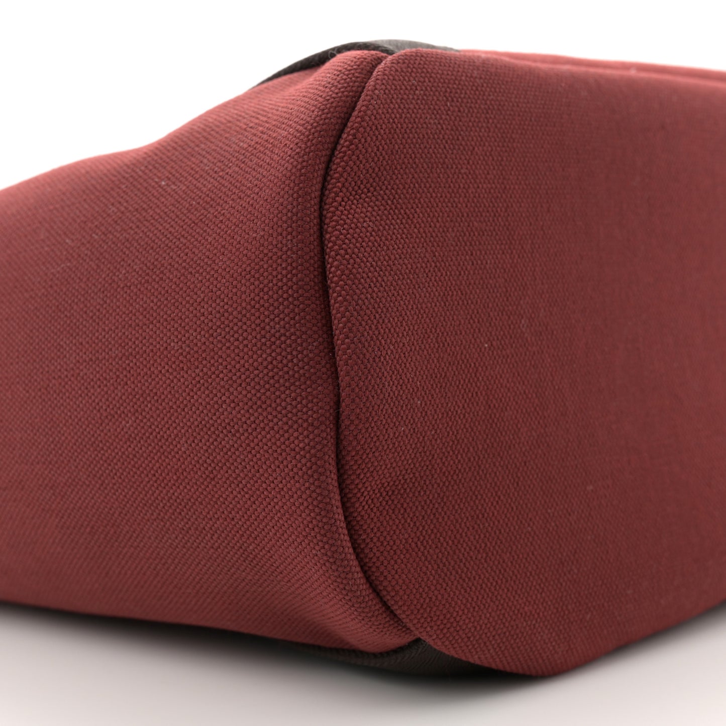Canvas The Grooming Bag Rouge H Chocolat