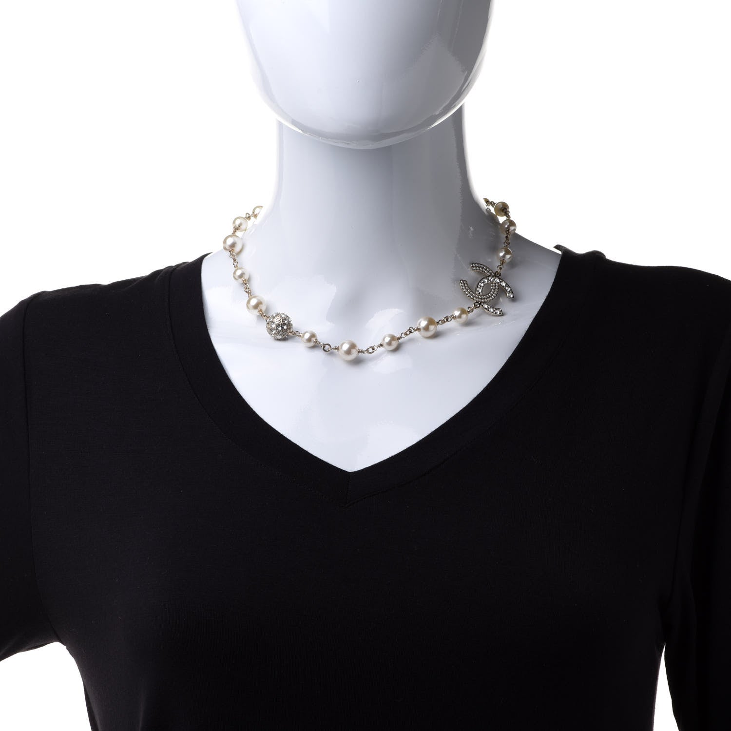 Chanel Pearl CC Short Necklace Gold 2 of 7