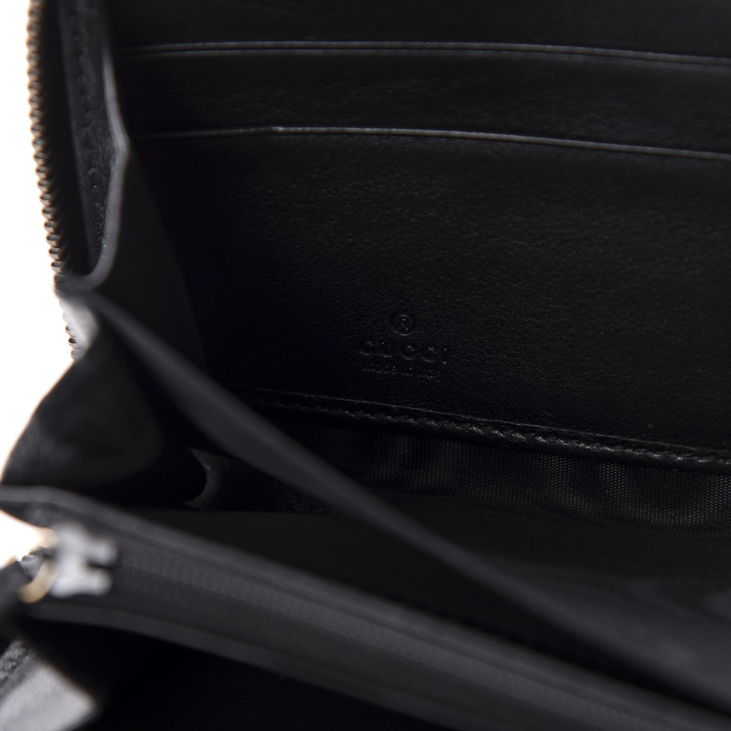 Calfskin Matelasse GG Marmont Zip Around Wallet Black