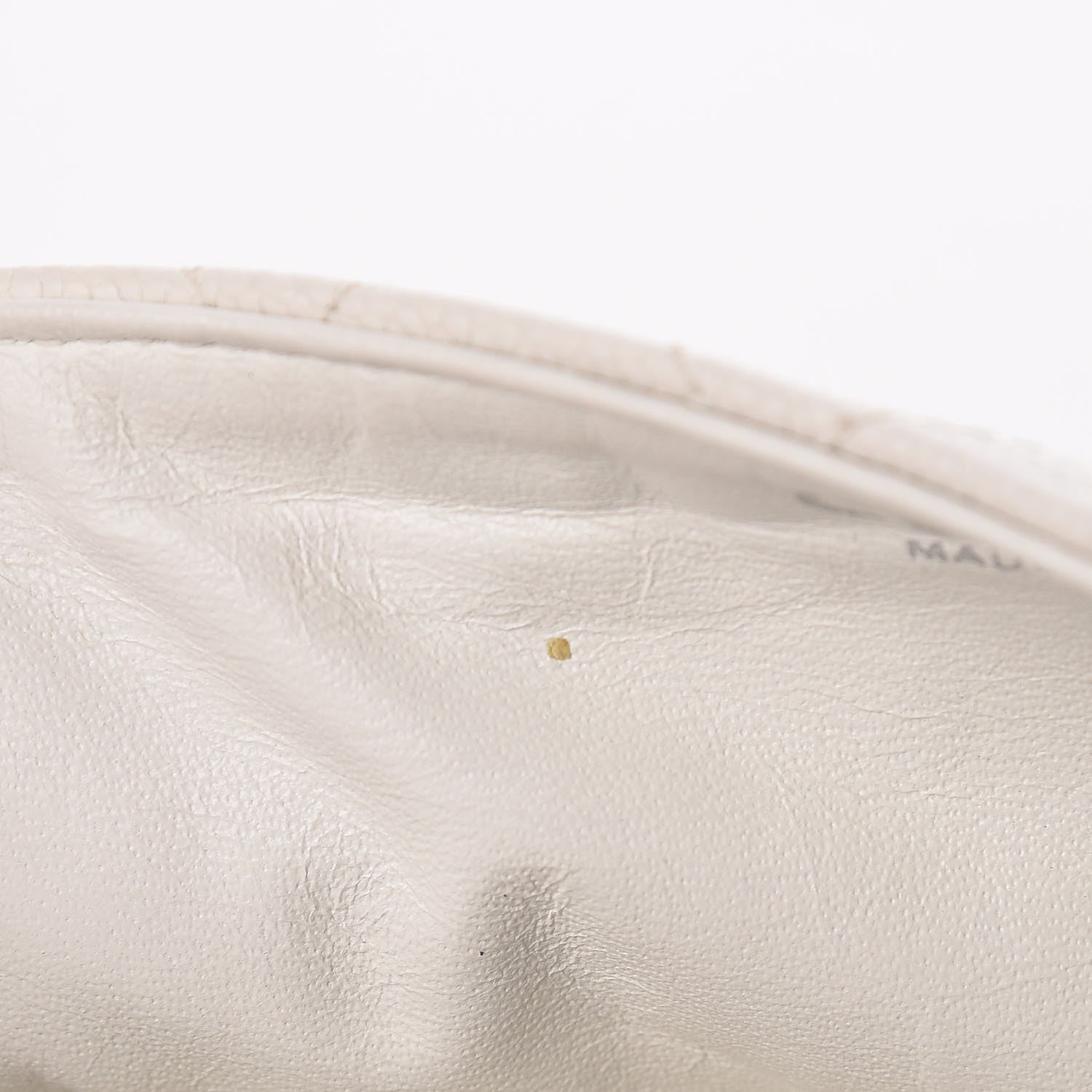 Chanel Caviar Quilted 2.55 Reissue East West Flap White 7 of 12