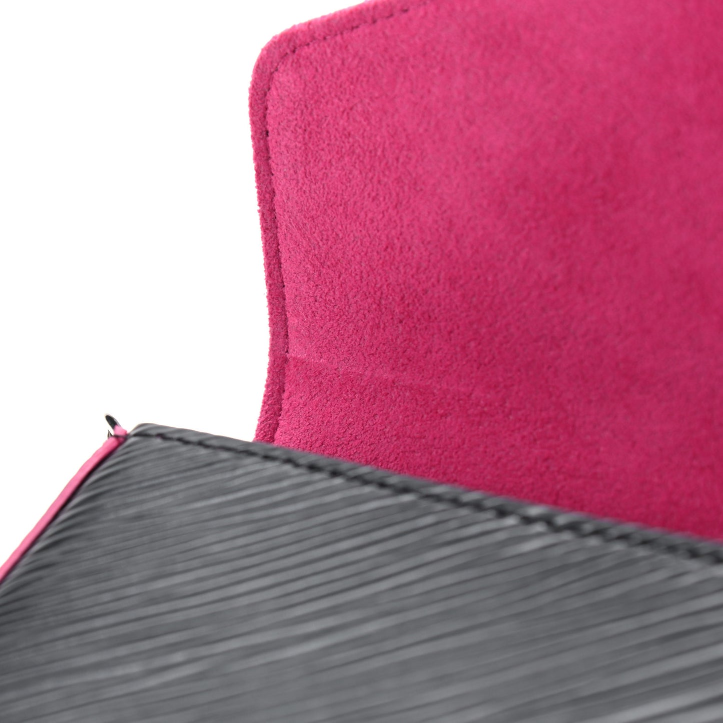 Epi Pochette Felicie Black Hot Pink