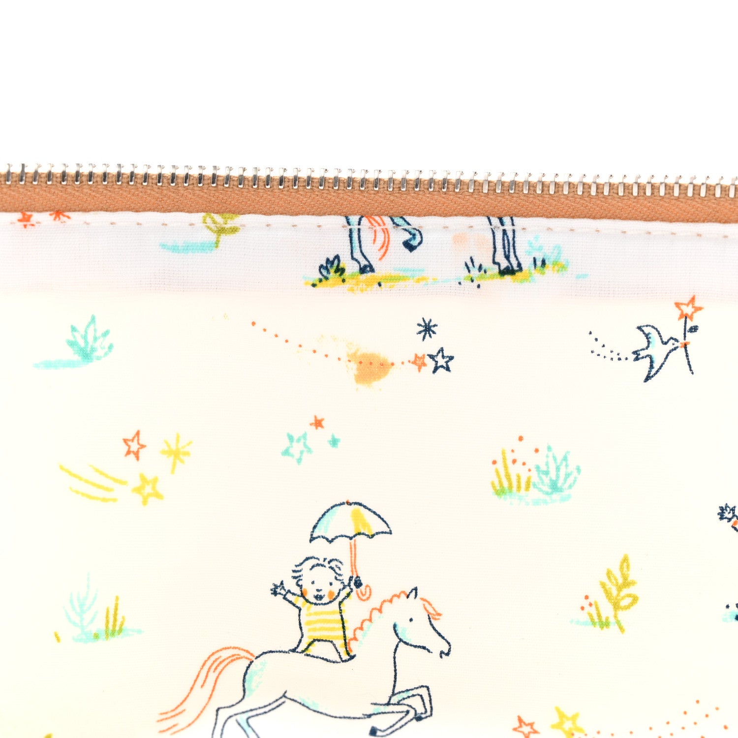 Hermes Printed Cotton Embroidered Medium Toogo Cabriole Case Biscuit 20 of 20