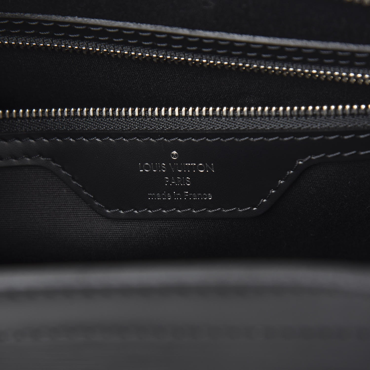 Louis Vuitton Epi Brea GM Black 7 of 10