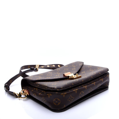 Louis Vuitton Monogram Pochette Metis 4 of 12
