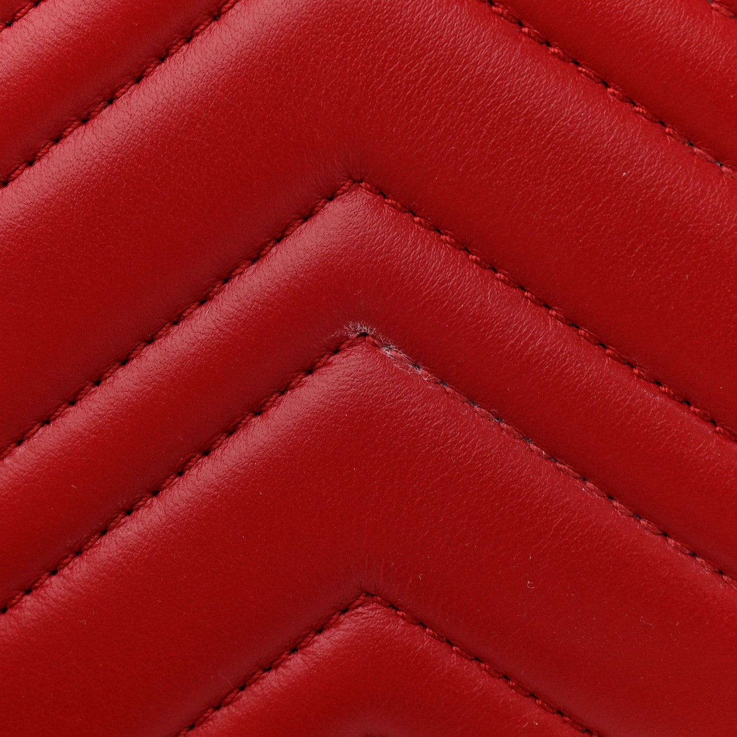 Gucci Calfskin Matelasse Medium GG Marmont Tote Hibiscus Red 12 of 15