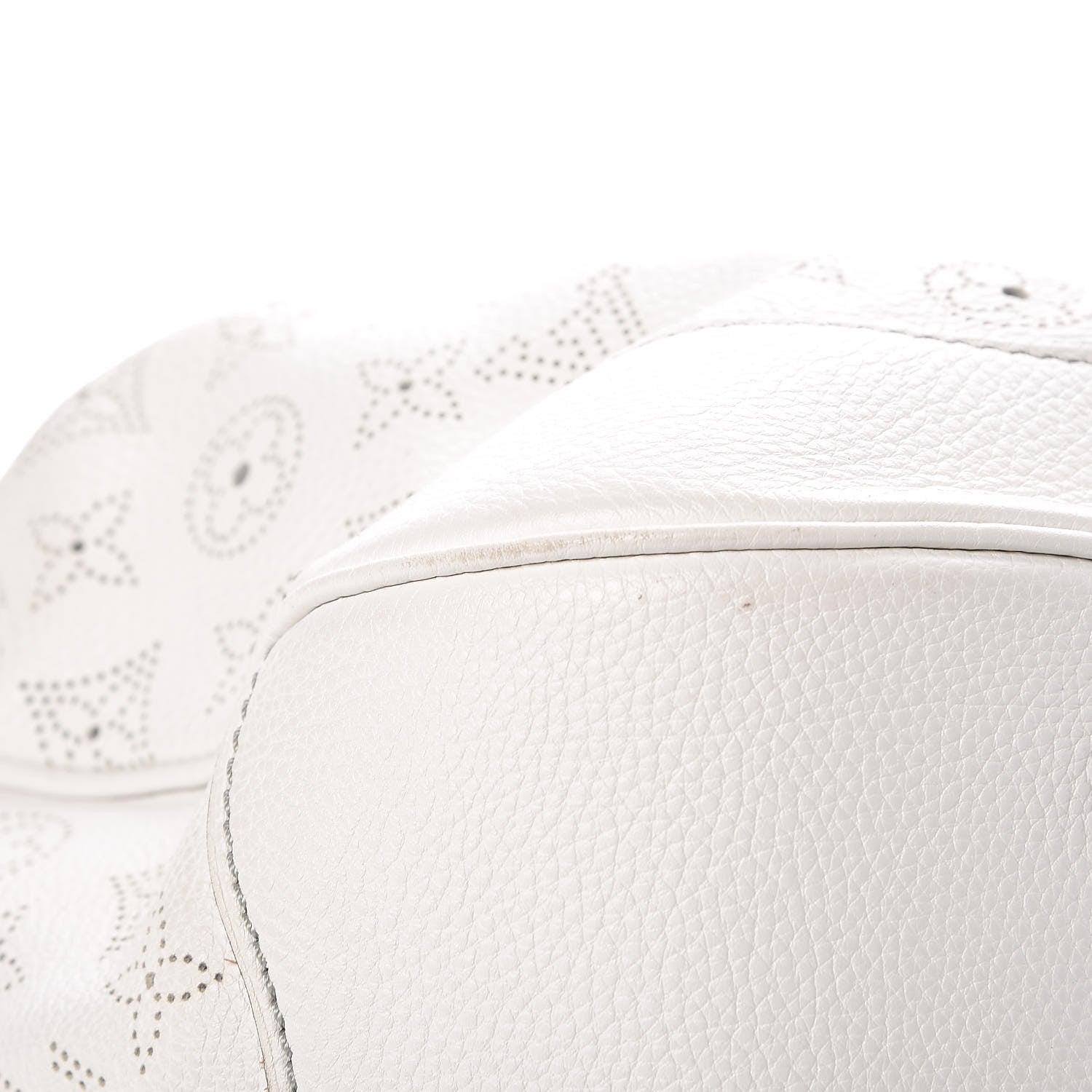 Louis Vuitton Mahina XL White 9 of 12