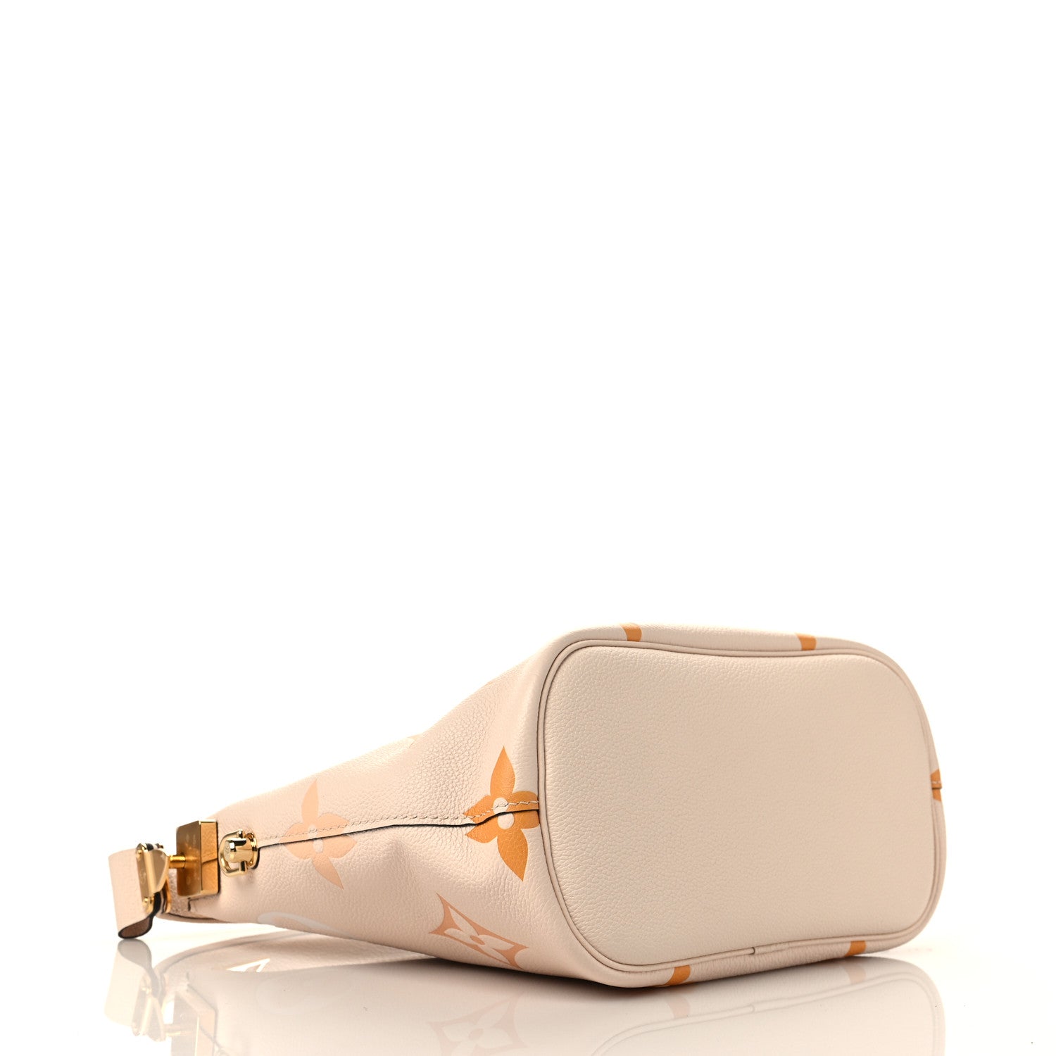 Louis Vuitton Empreinte Monogram Giant By The Pool Marshmallow Hobo Cream Saffron 4 of 8