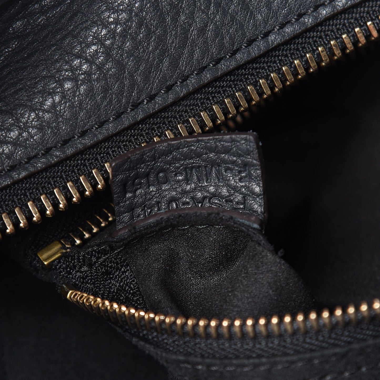 Drummed Calfskin Mini Luggage Anthracite