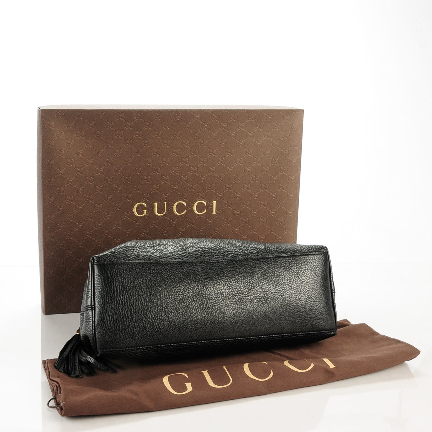 Pebbled Calfskin Medium Soho Chain Shoulder Bag Black