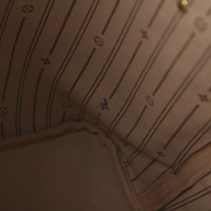 Louis Vuitton Monogram Neverfull MM 13 of 18