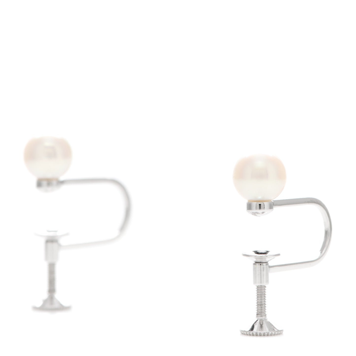 18K White Gold Pearl 5-5.5mm Screw-Back Earrings