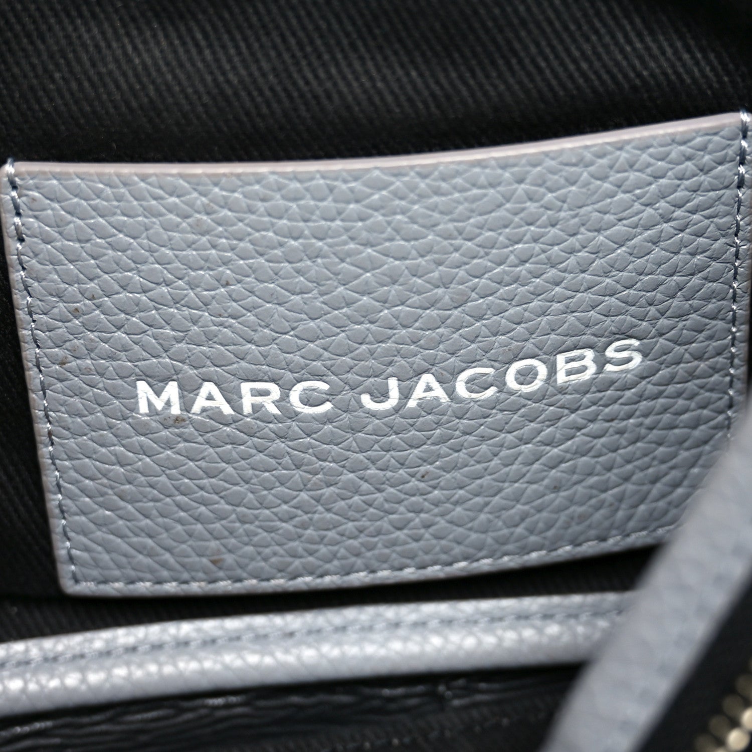 Marc Jacobs Grained Calfskin Medium The Tote Bag Grey 6 of 9