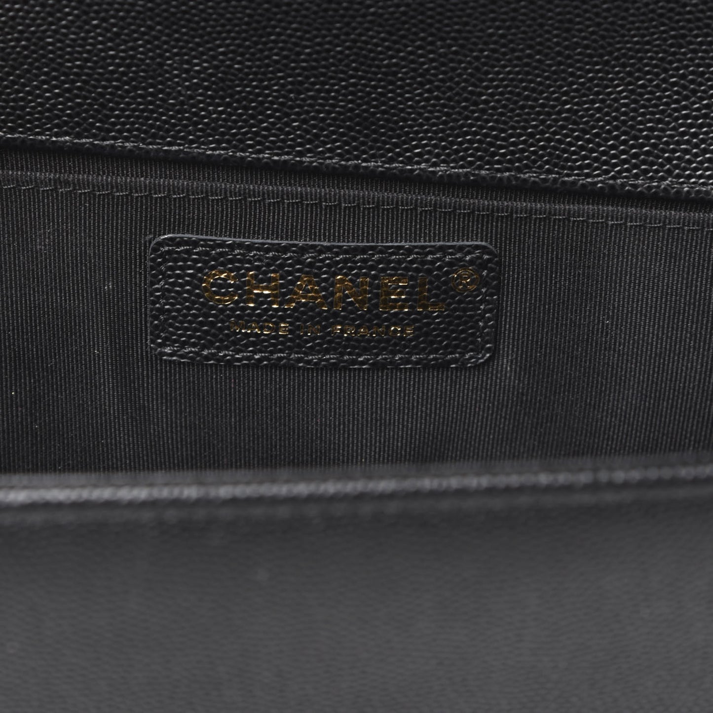 Caviar Quilted Medium Boy Flap Black
