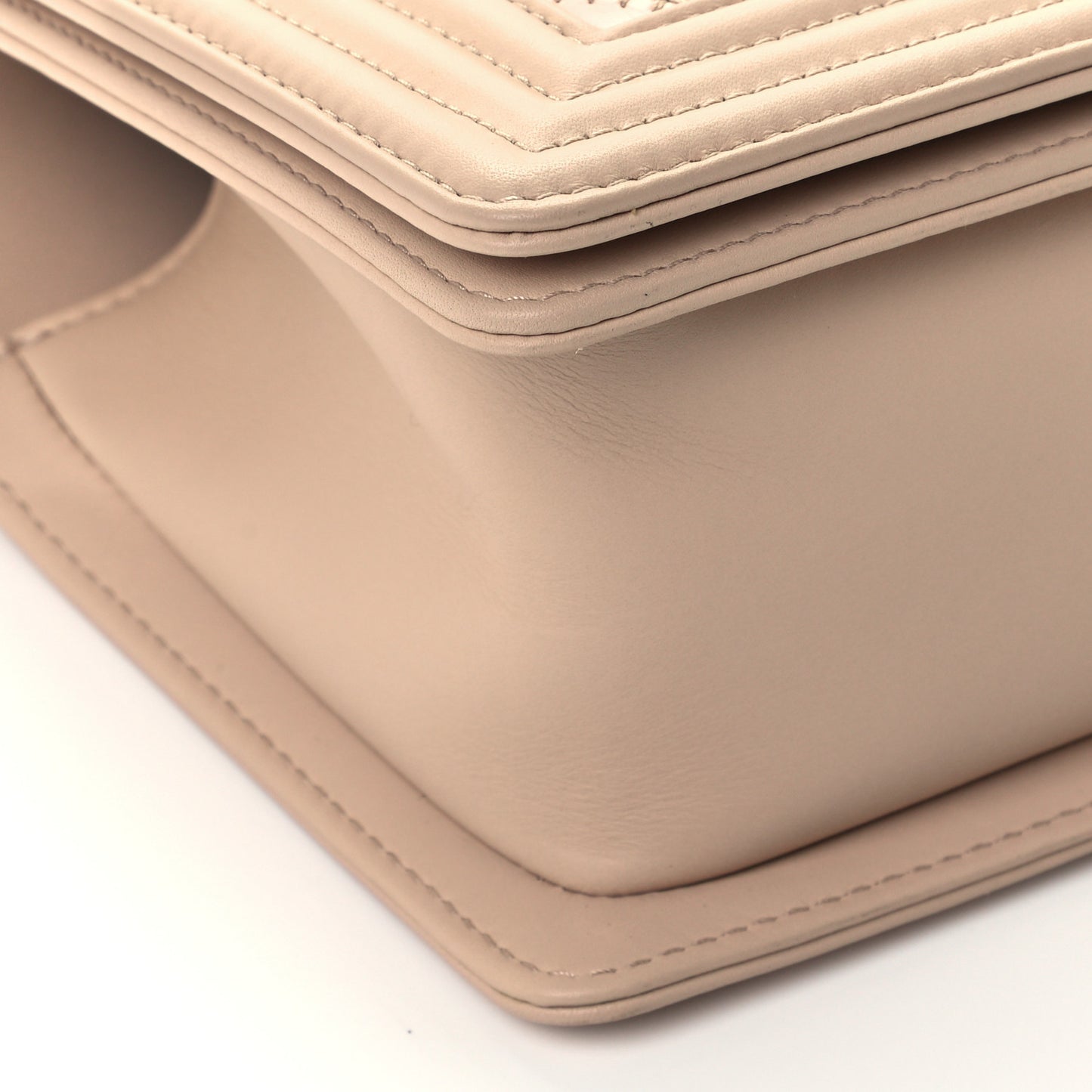 Caviar Suede Calfskin Chevron Medium Boy Flap Beige