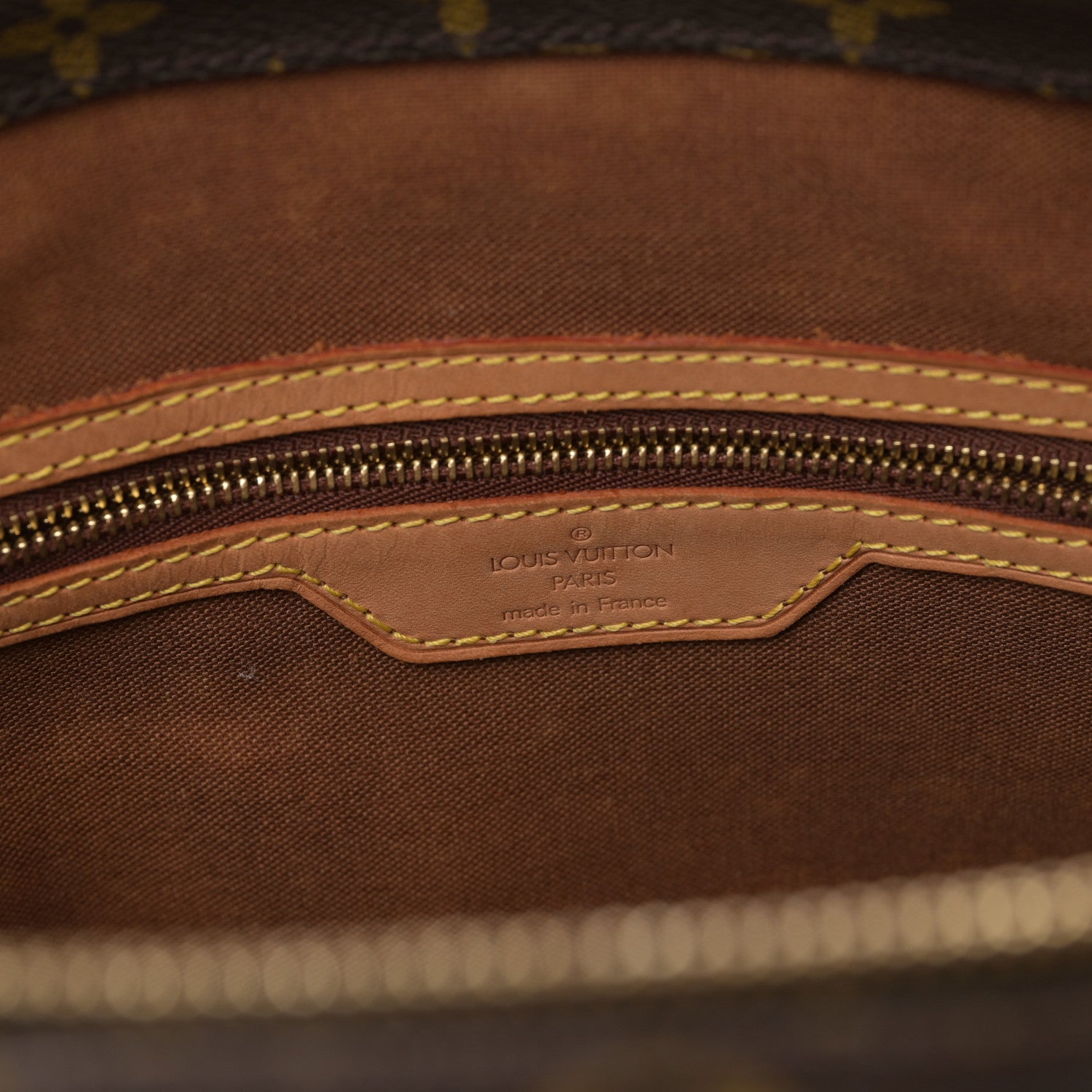 Louis Vuitton Monogram Cabas Mezzo 6 of 8