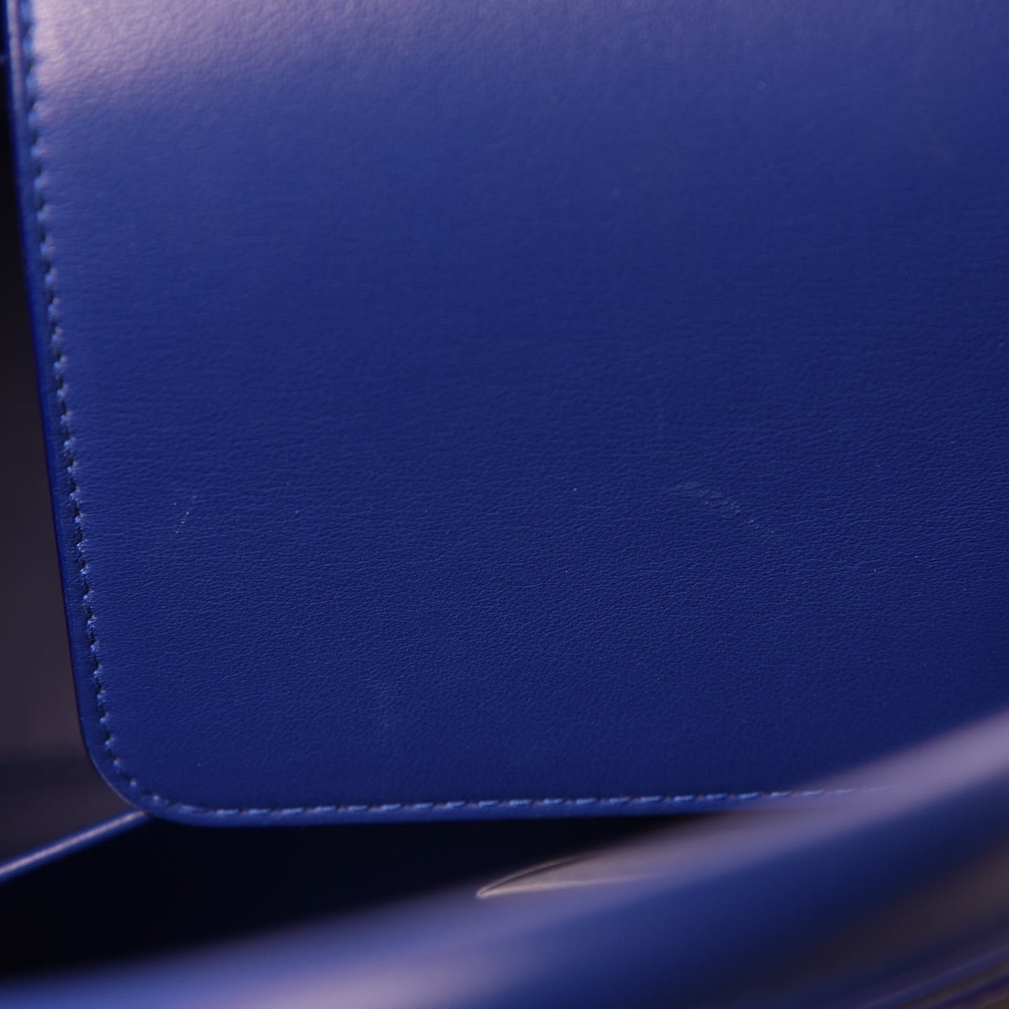 Bullcalf Medium Diorever Flap Yves Klein Blue