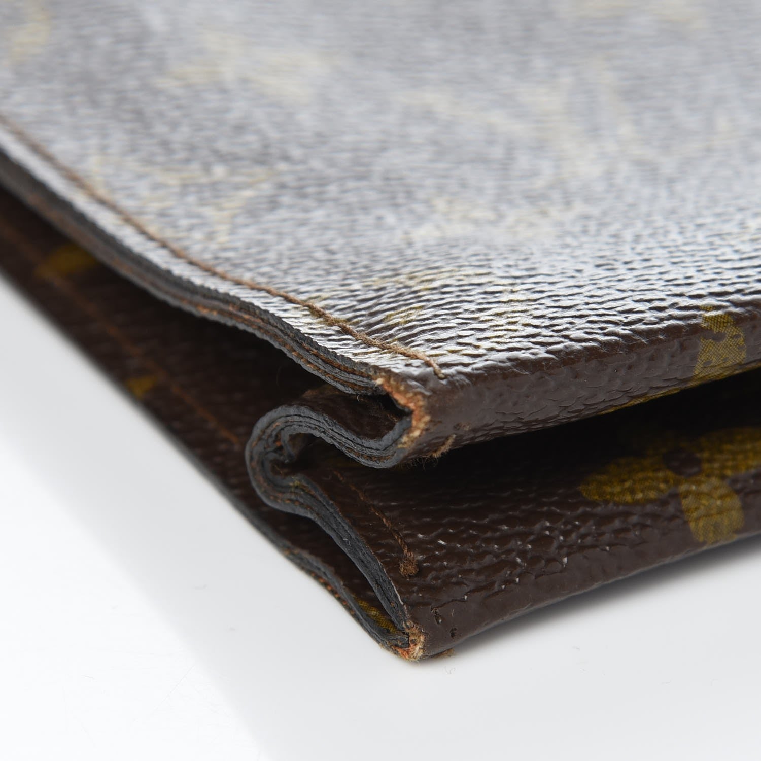 Louis Vuitton Monogram Toiletry Pouch 19 8 of 13
