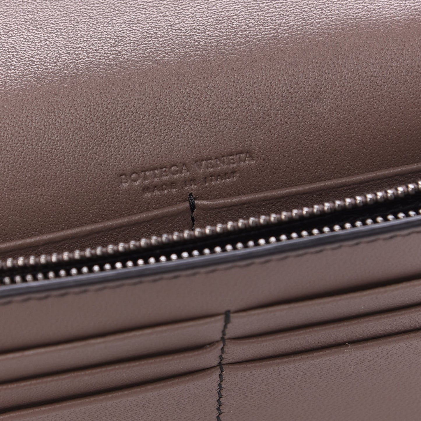 Nappa Intrecciato Brio Chain Wallet Steel