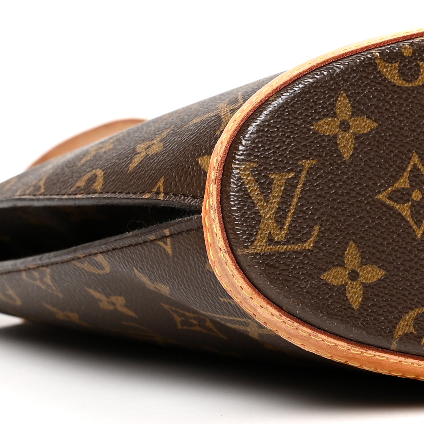 Monogram Babylone