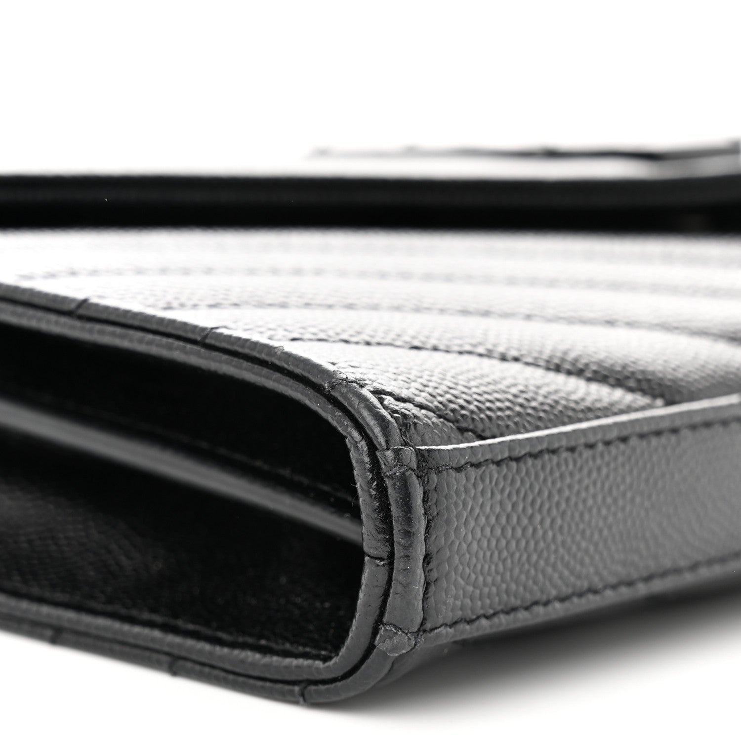 Saint Laurent Grain De Poudre Matelasse Chevron Monogram Monochrome Chain Wallet Black 9 of 10