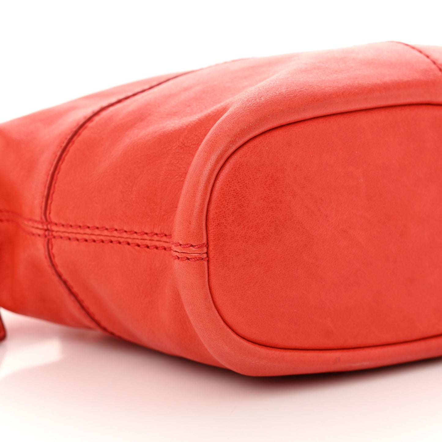 Lambskin Micro Nightingale Red