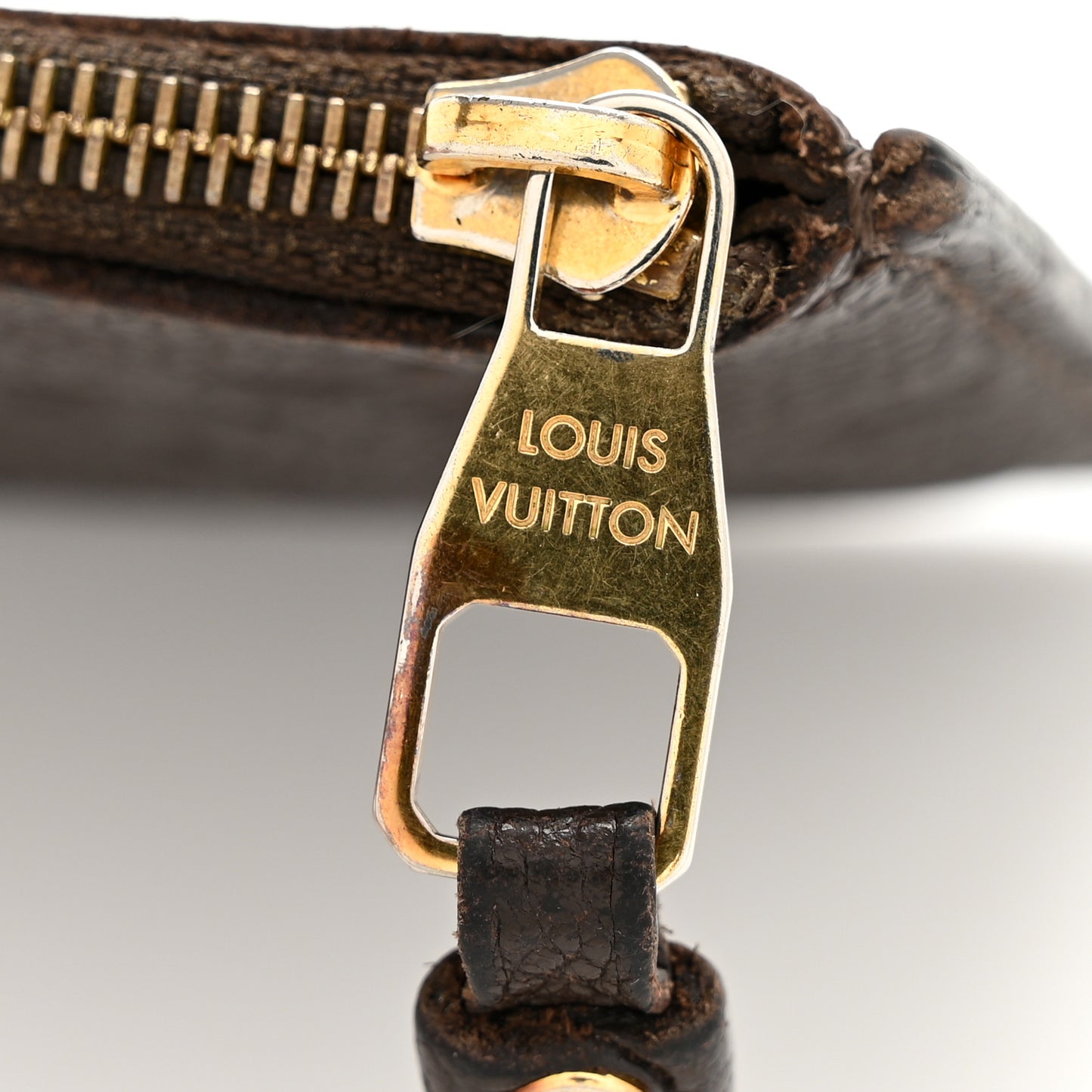 Empreinte Felicie Chain Wallet Zippered Insert Earth