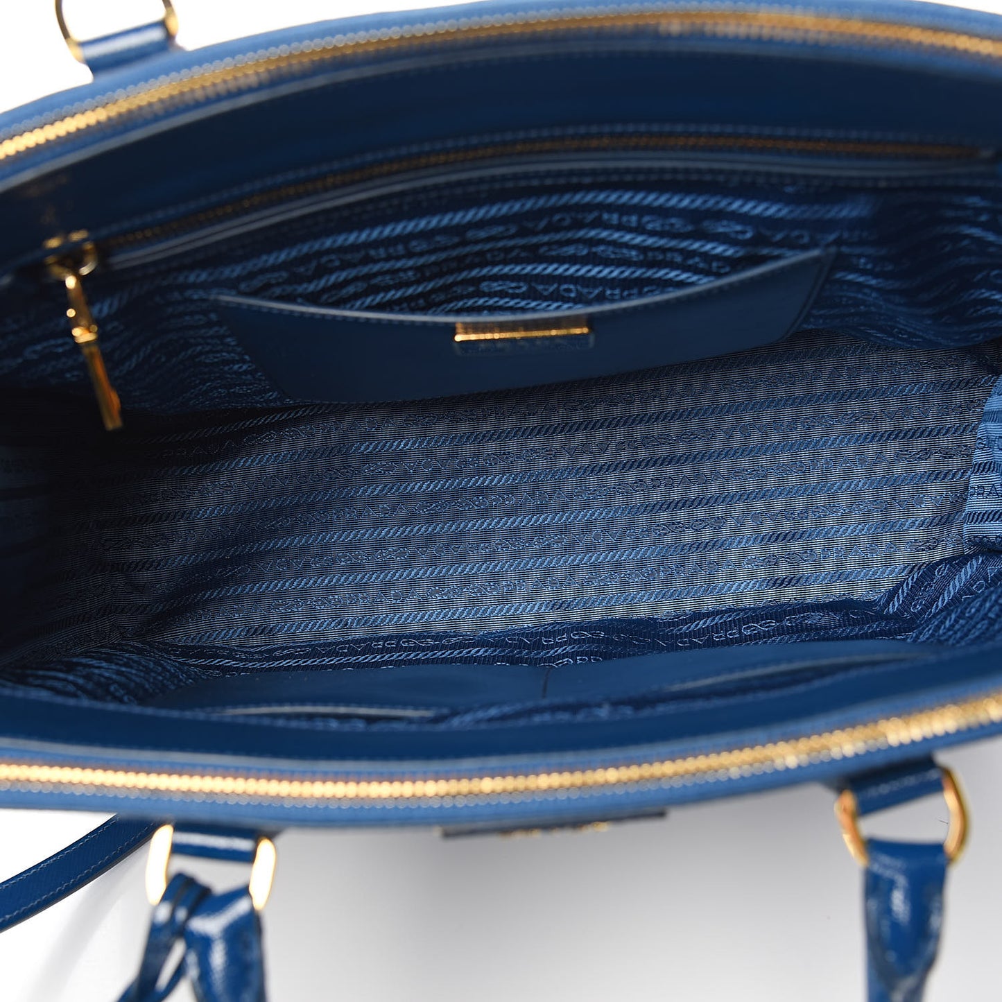 Saffiano Vernice Medium Galleria Double Zip Tote Ottanio