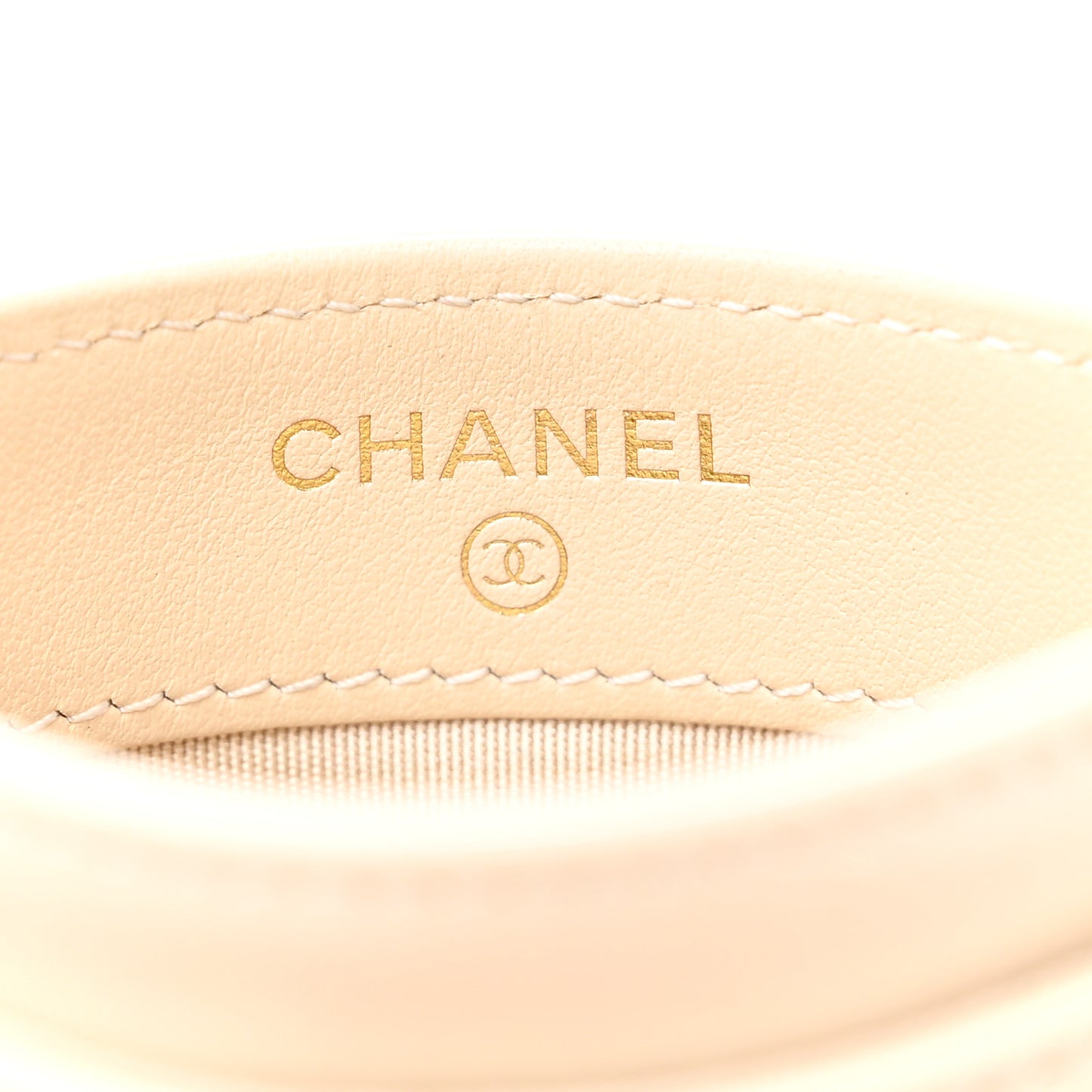 Lambskin Quilted Chanel 19 Card Holder Light Beige