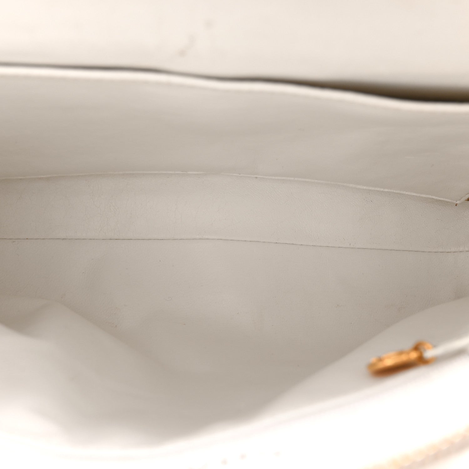 Chanel Caviar CC Shoulder Bag White 5 of 11