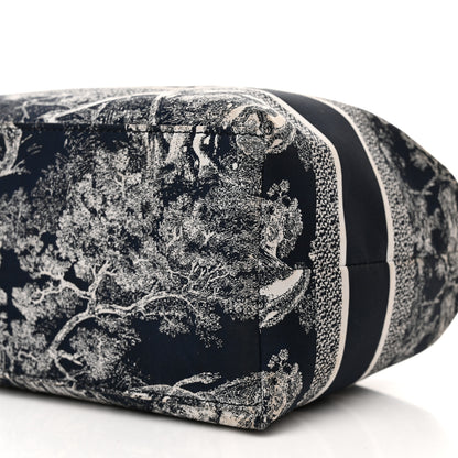 Christian Dior Technical Fabric Toile De Jouy DiorTravel Nomad Pouch Blue 10 of 10