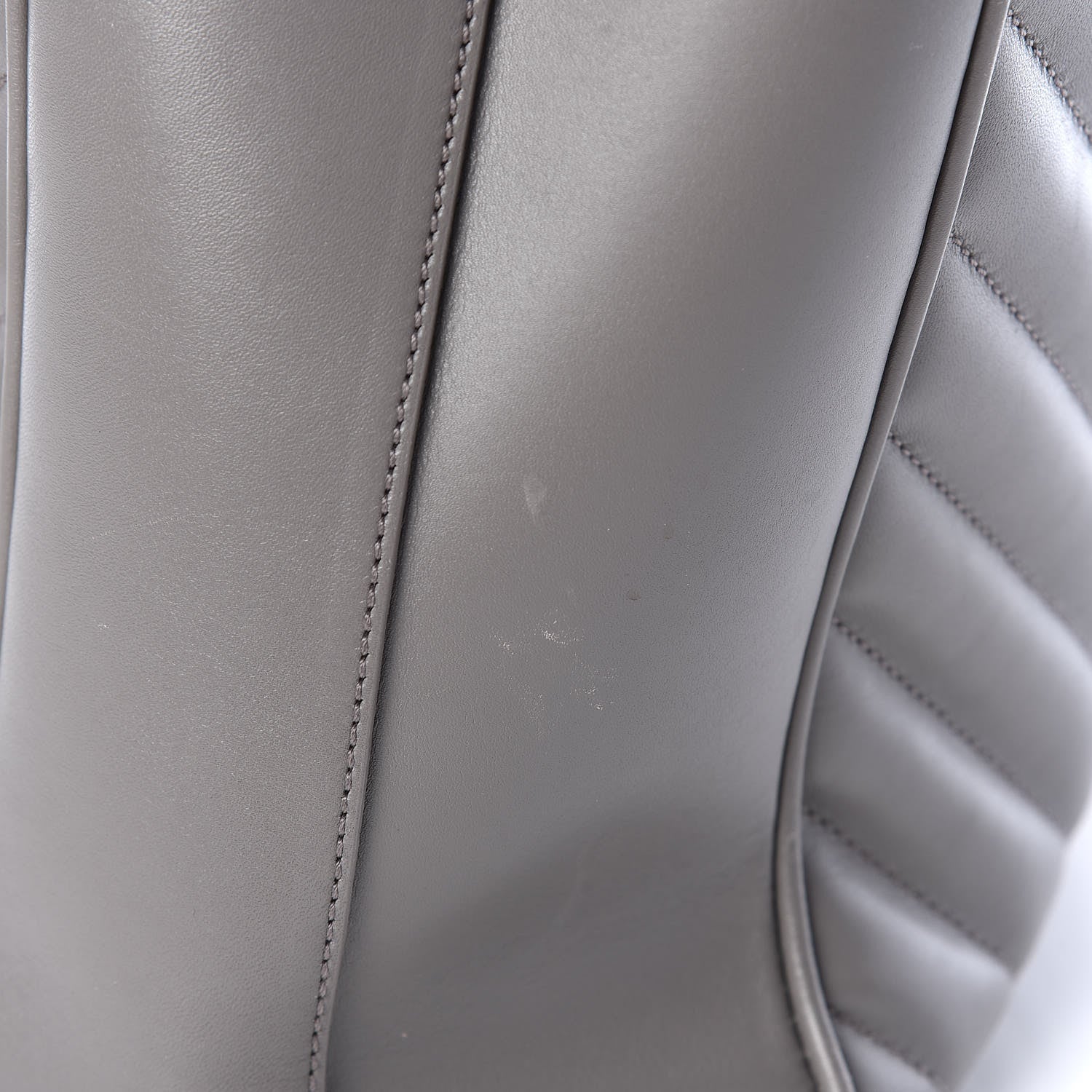 Saint Laurent Smooth Calfskin Matelasse Chevron Monogram Shopping Bag Grey 17 of 23