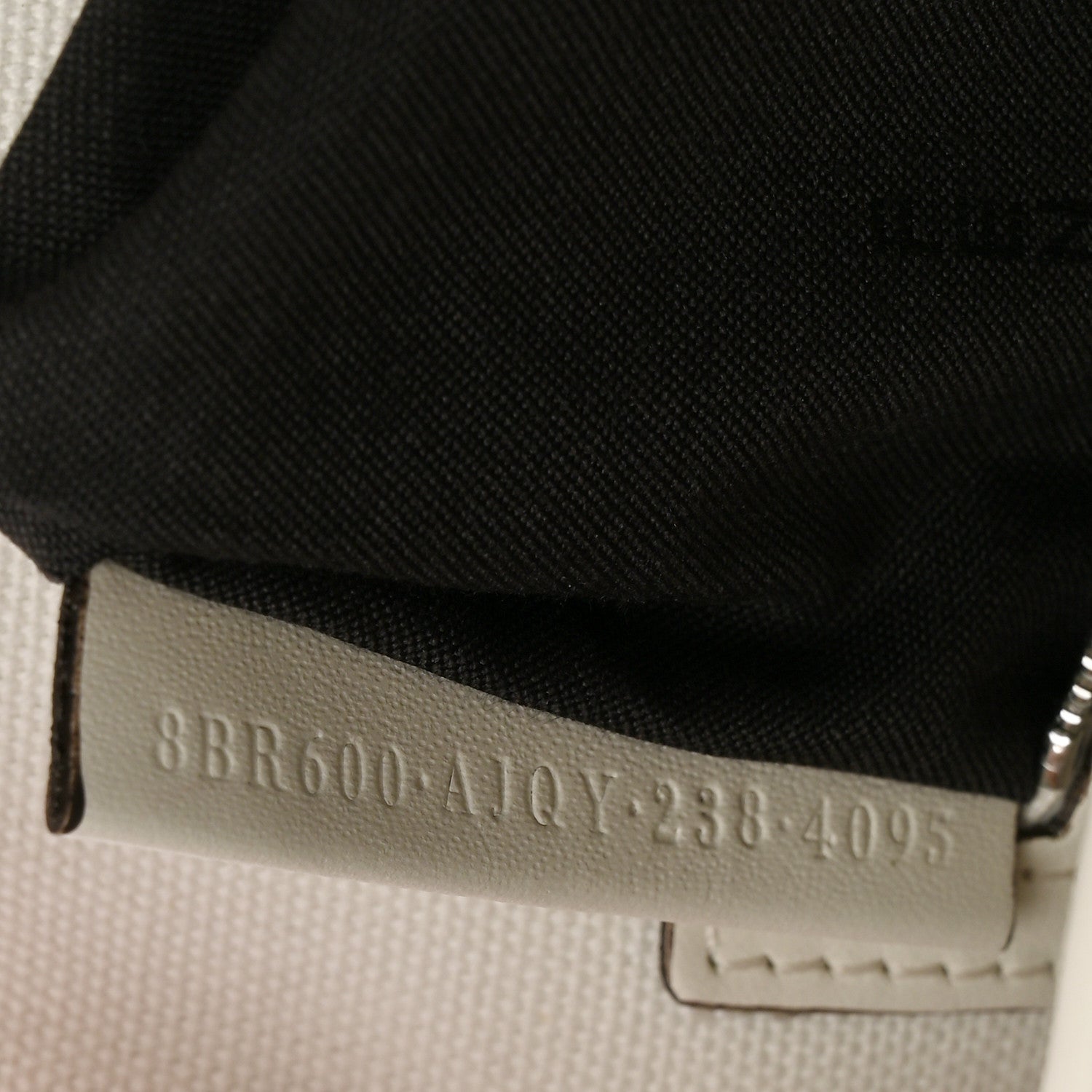 Fendi Canvas Vitello King FF Embroidered Baguette White Black 7 of 11