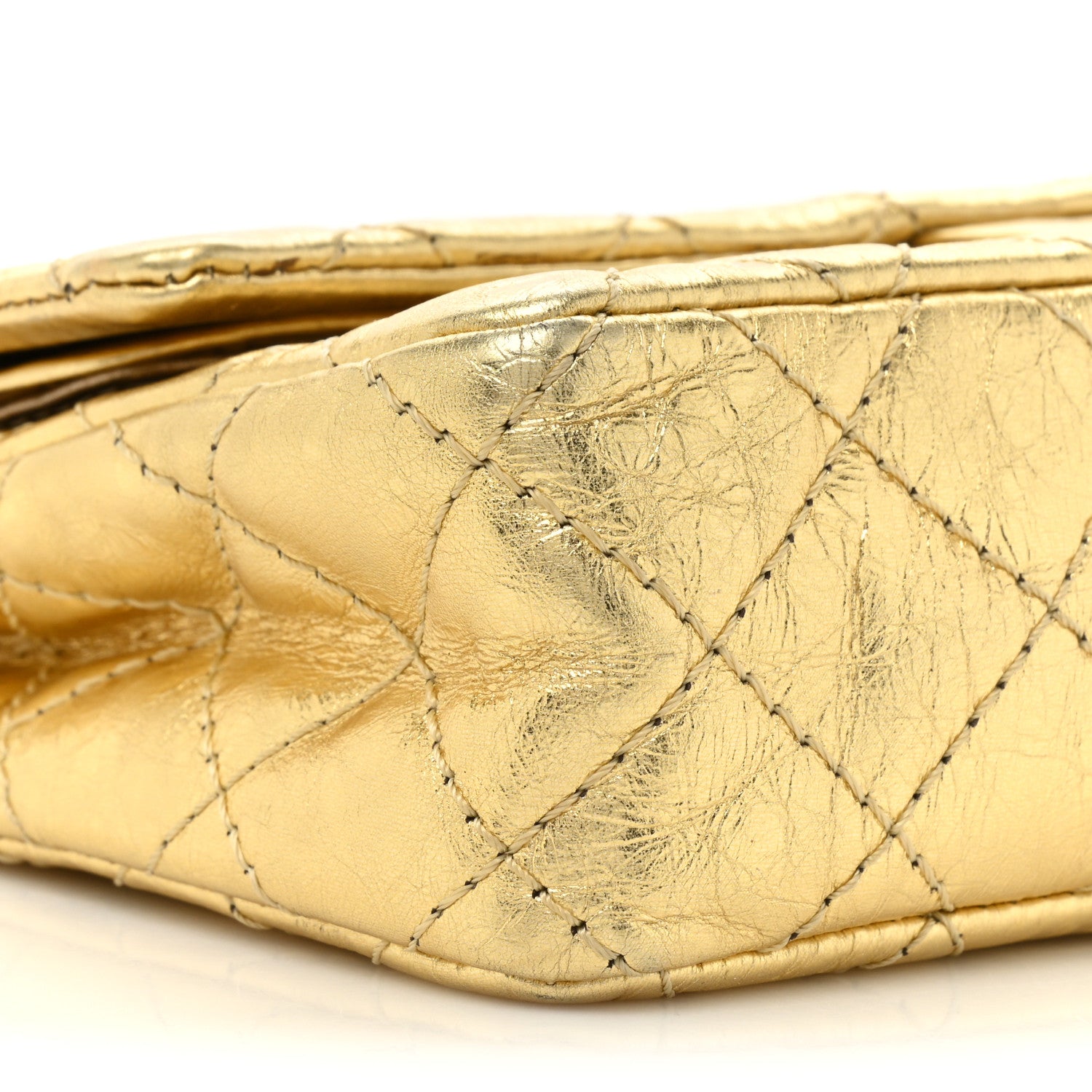 Chanel Metallic Aged Calfskin Quilted 2.55 Reissue 225 Flap Gold 11 of 23