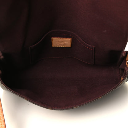 Louis Vuitton Monogram Favorite MM 4 of 4