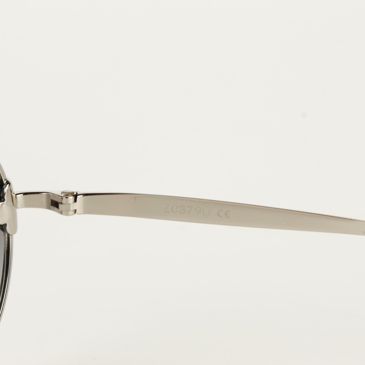 LOUIS VUITTON Viola Pilote Aviator Sunglasses Z0379U