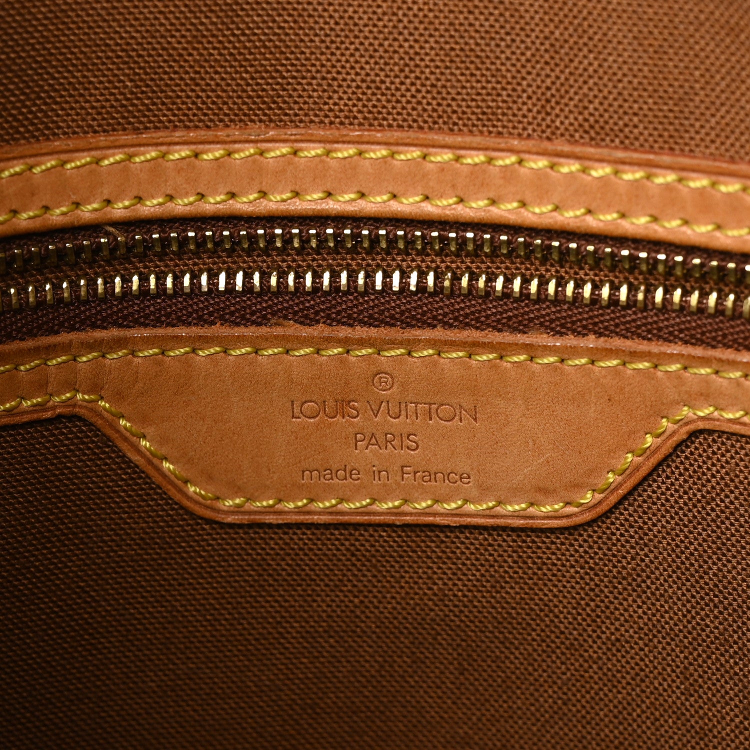 Louis Vuitton Monogram Cabas Mezzo 6 of 9